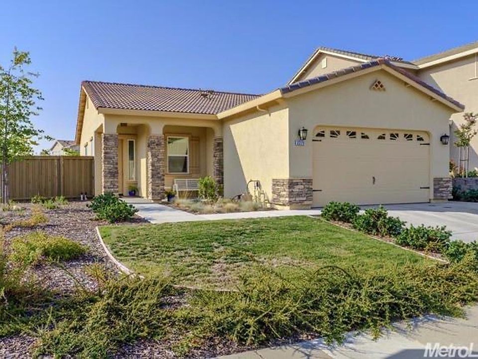 1st image of 2275 Lariat Ln
