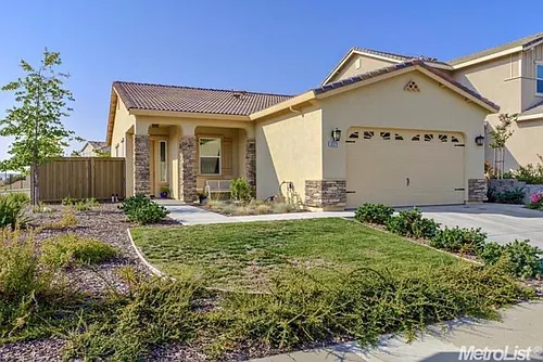 2275 Lariat Ln Photo 1