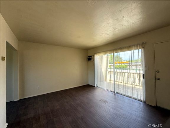 5th image of 12784 California St