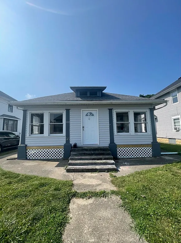 5 bed, 1240 sqft, $1,400 — Photo 1