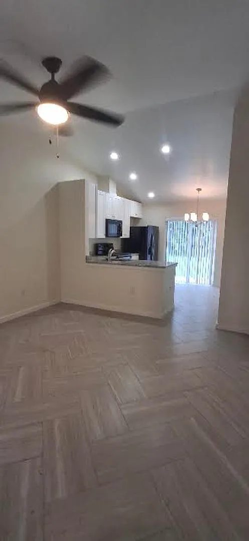 Building Photo - 12255 Eastcove Dr