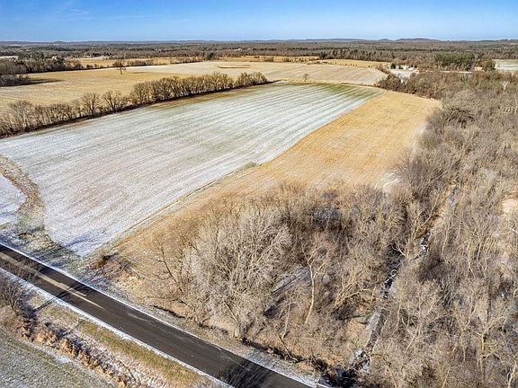 5th image of N Reedsburg Rd
