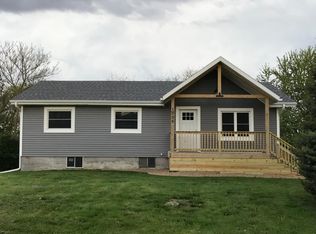 1306 Clark St, Dysart, IA 52224