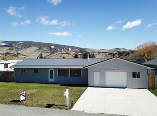 104 Mountain View Dr N, Anaconda, MT 59711