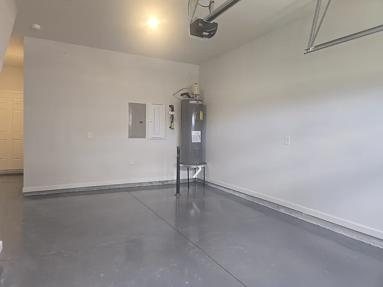 701 Taylor Dr #1 — Photo 6