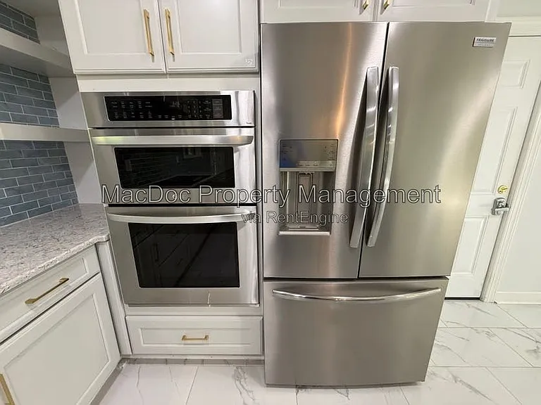 428 Ingleside Dr — Photo 15