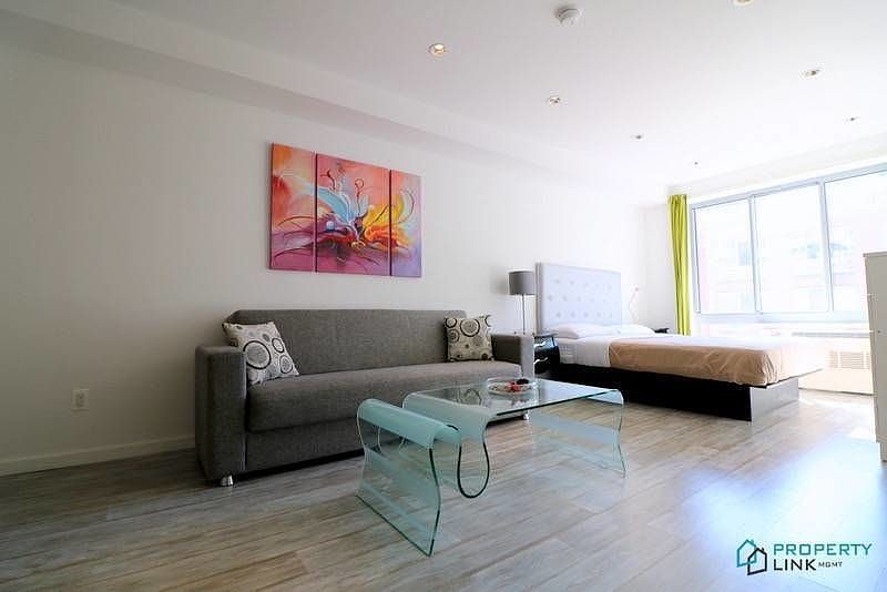 1st image of 521 W 48th St APT 3G
