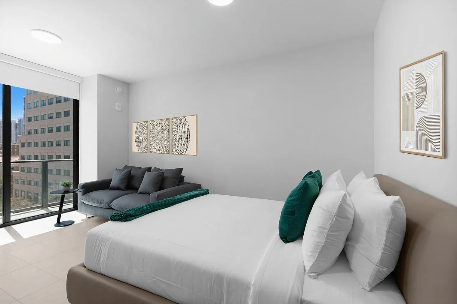 Studio, 1.0 bath, 430 sqft, $2,488 — Photo 2