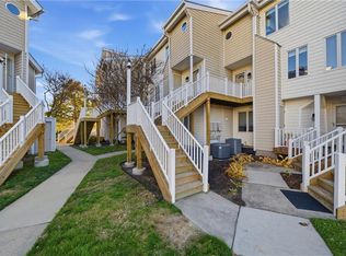 100 Pinewood Rd APT 224, Virginia Beach, VA 23451