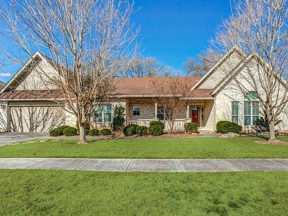 1st image of 114 Hidden Haven Dr