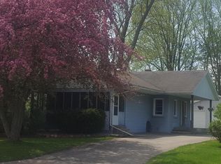 1208 County Rd, Onalaska, WI 54650