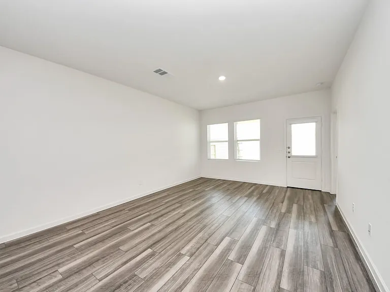 1907 Chiant Grove Ln — Photo 16