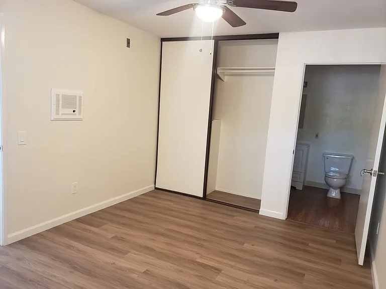 Aeg 55+ Senior Property in the Heart of HIllcrest — Photo 18