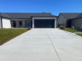 9376 E Wassall St, Wichita, KS 67210