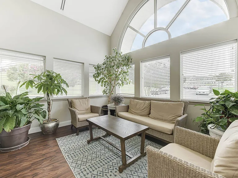 Cascades Village (55+) — Photo 15