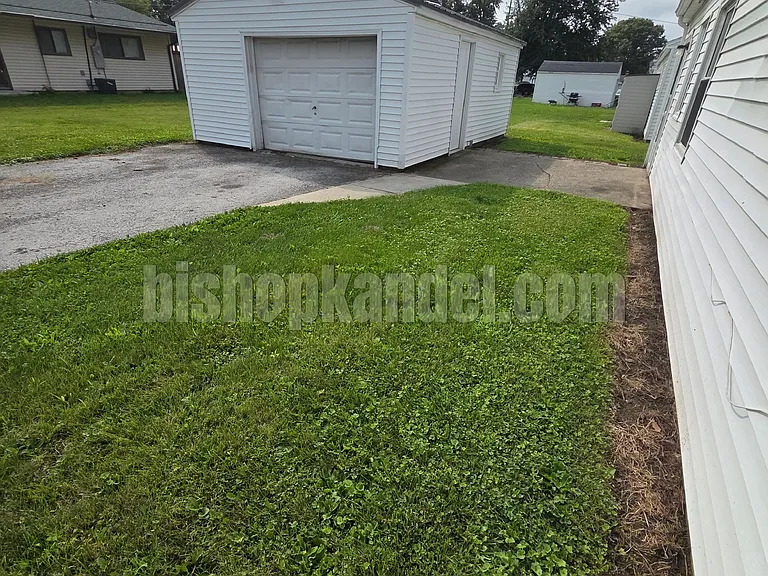 1217 Parkside Pl — Photo 11