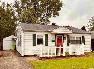 910 W Ridgemont Rd, Peoria, IL 61614