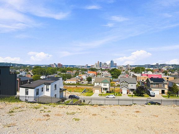 3rd image of 53 W 14th St Lot 46