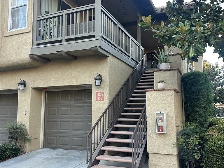 13361 Savanna — Photo 2