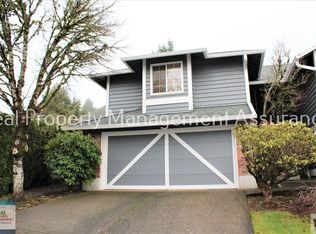 2067 Sunray Cir, West Linn, OR