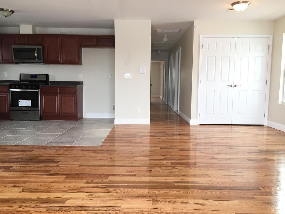 1st image of 45 S 20th St
