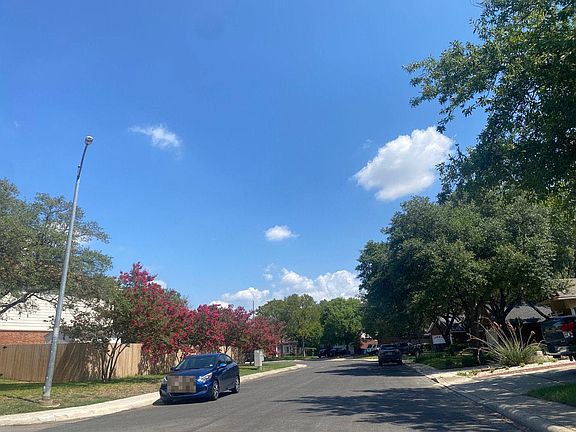 4th image of 15046 Preston Hollow Dr