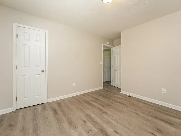 2194 Cherokee Valley Cir — Photo 15