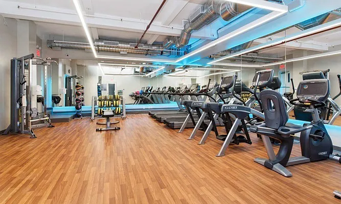 Rented by Compass | media 18