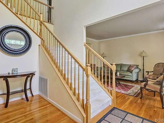 3rd image of 10712 Treasure Ct
