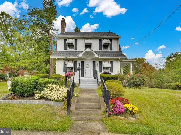 2247 Charles St, Glenside, PA 19038