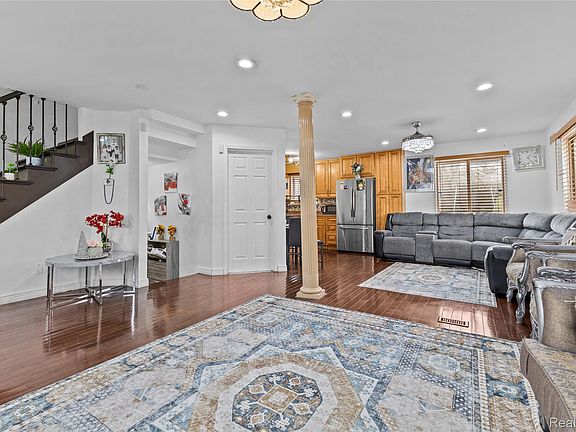 5th image of 6795 Heyden St