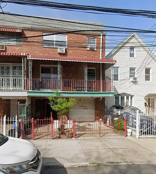 58-33 Van Cleef St #2F