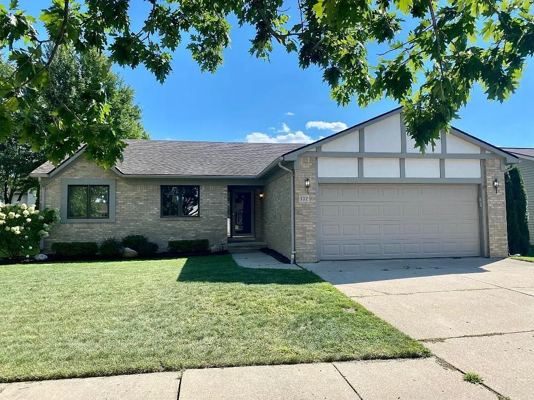 132 Arthur Dr photo 1