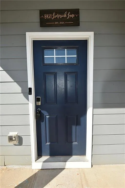 6 bed, 3.0 bath, 2540 sqft, $2,600 — Photo 3