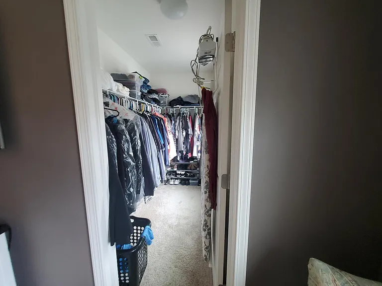 95 Valencia Pkwy — Photo 21