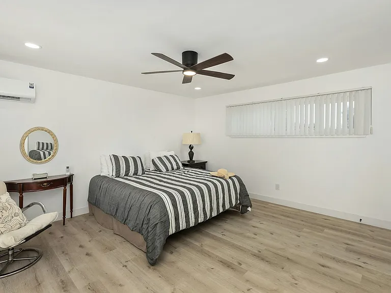 5590 Shasta Ln #5590 — Photo 6