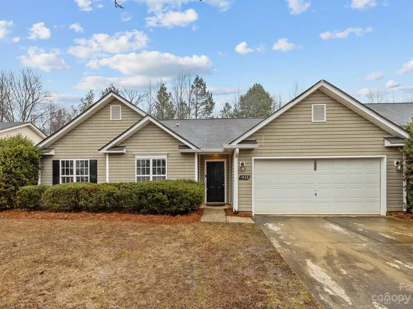 1923 Decatur Ct, Charlotte, NC 28213