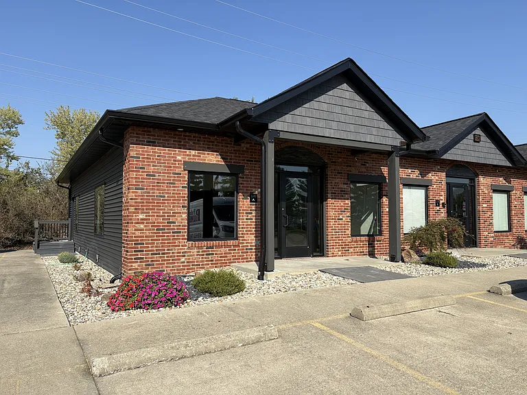 138 Eagle Dr #A — Photo 1