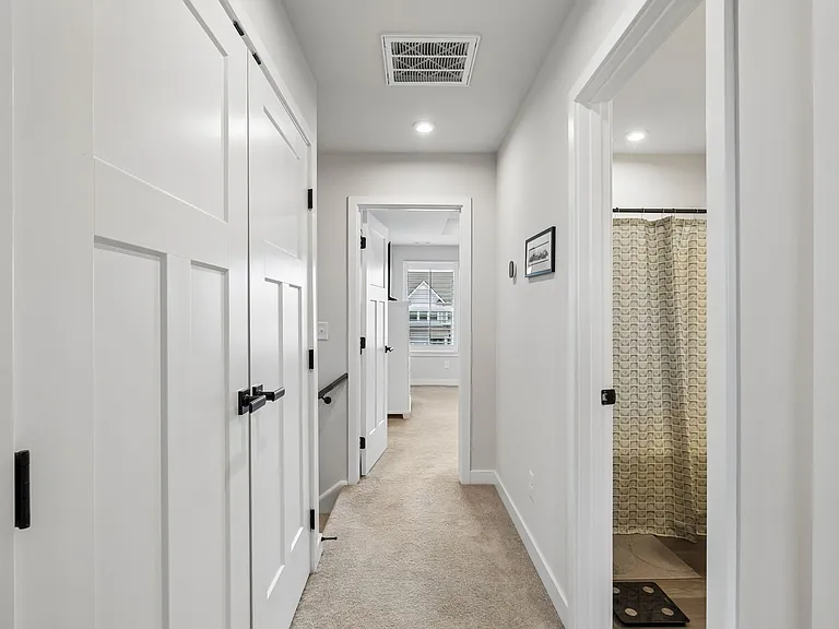 1021 Clendening Dr — Photo 25