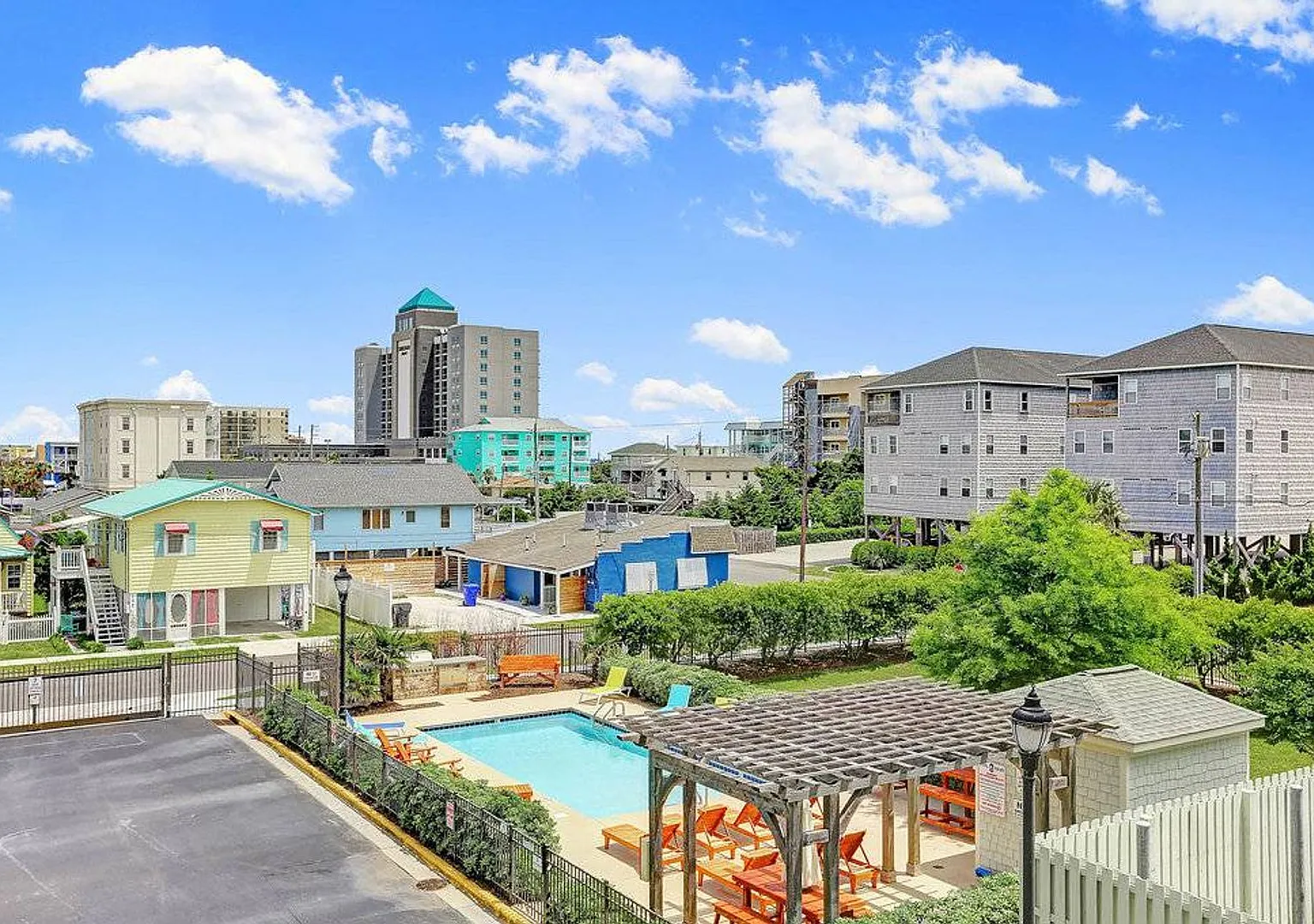 (C004) 305 S. Lake Park Blvd. Unit 106 Carolina Beach, NC 28428 — Photo 2