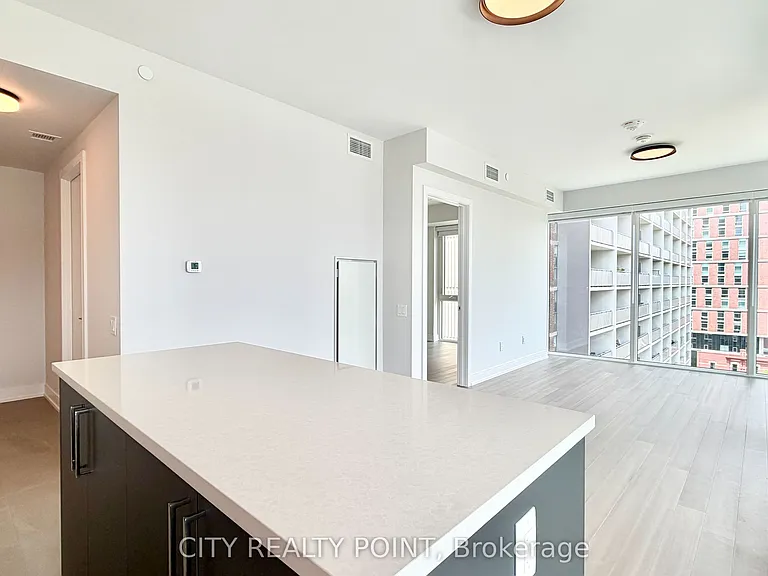 664 Spadina Ave #1003 — Photo 9
