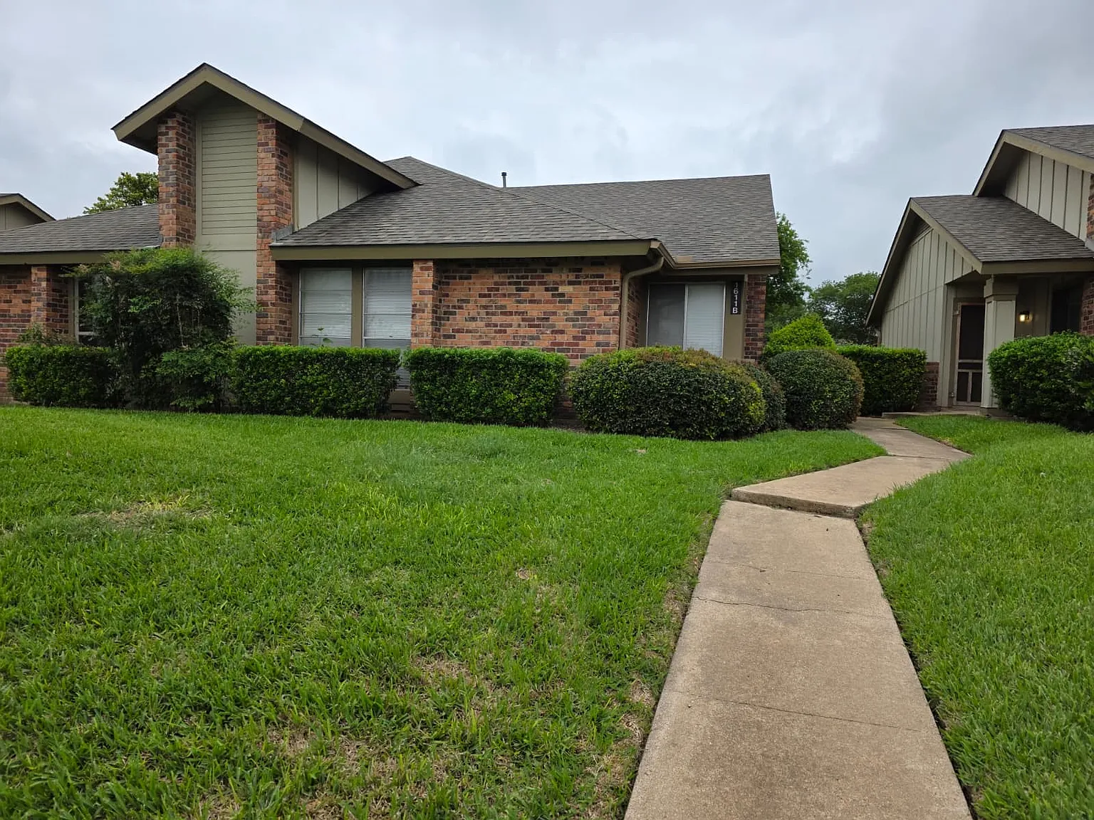 3 bed, 1173 sqft, $1,850 — Photo 3