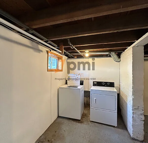 203 Locust St — Photo 14