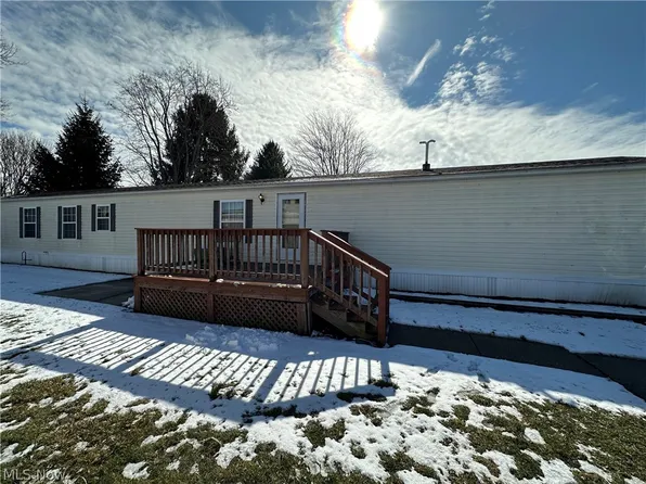 2655 Stoneyridge Dr, Madison, OH 44057