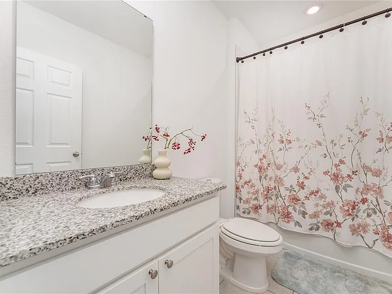 573 Vista Villages Blvd — Photo 35