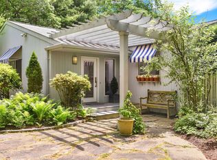 155 Brook Rd, Westhampton Beach, NY 11978