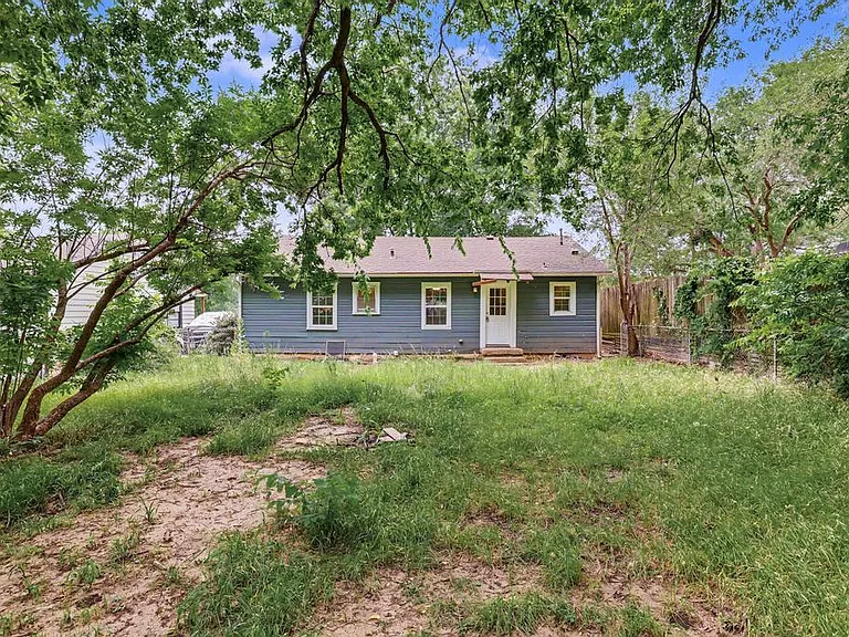 221 W Taylor St — Photo 13