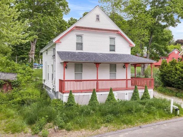 12 Green St, Brookfield, MA 01506