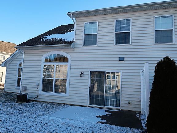 3rd image of 5028 Ivyvine Blvd