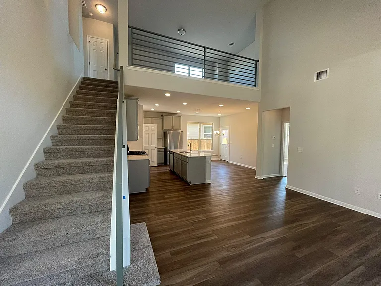 105 Durmont Pass — Photo 6